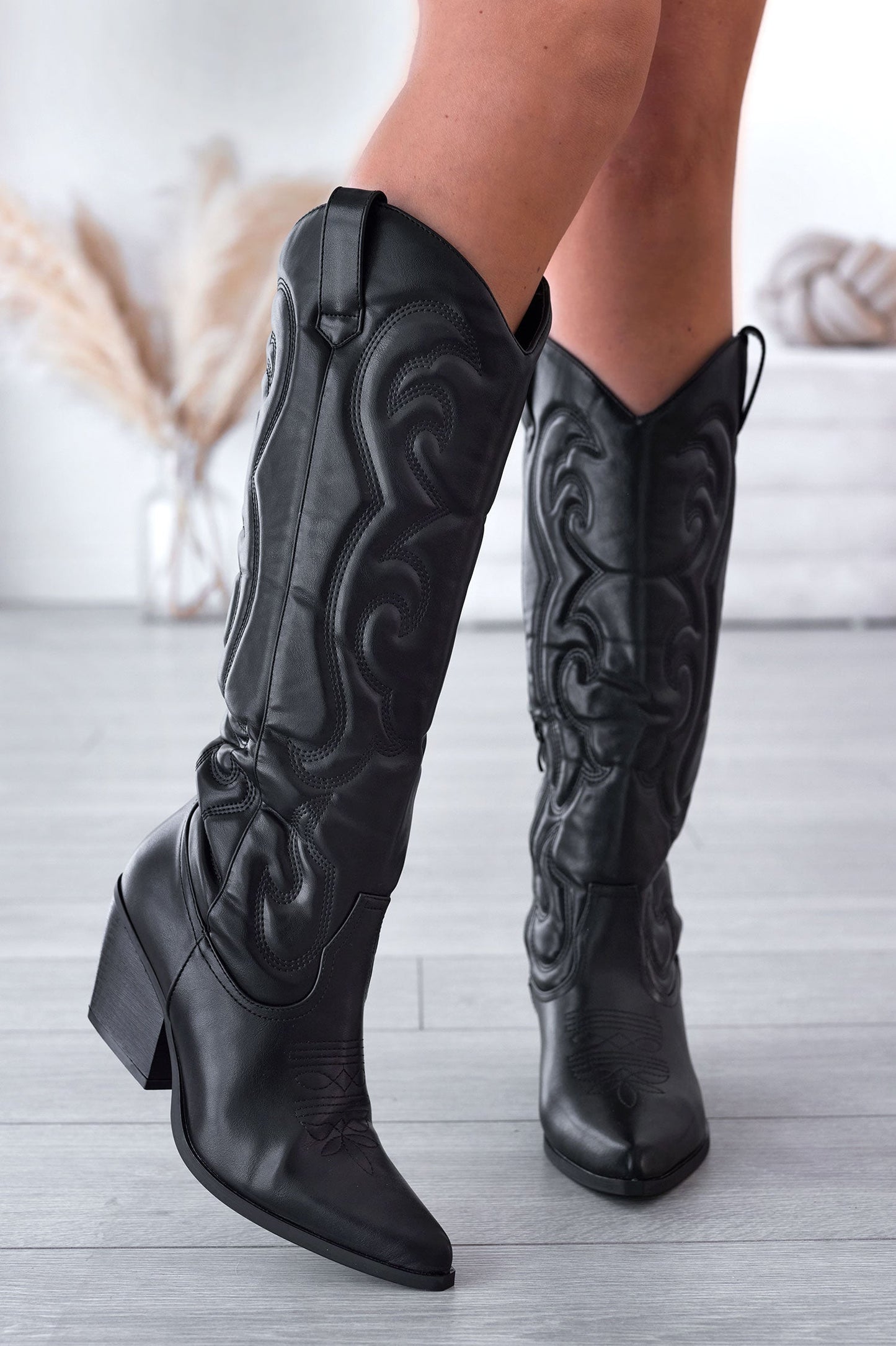 BOTA NAIARA MODELO TEXANA WESTERN METALIZADA CANO ALTO
