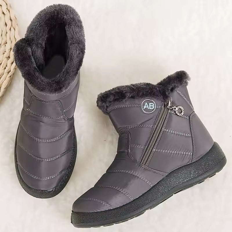 BOTA FEMININA DONNA MISS COMFORT FLEX IMPERMEÁVEL COM FORRO PELUCIADO E SOLADO ANTIDERRAPANTE