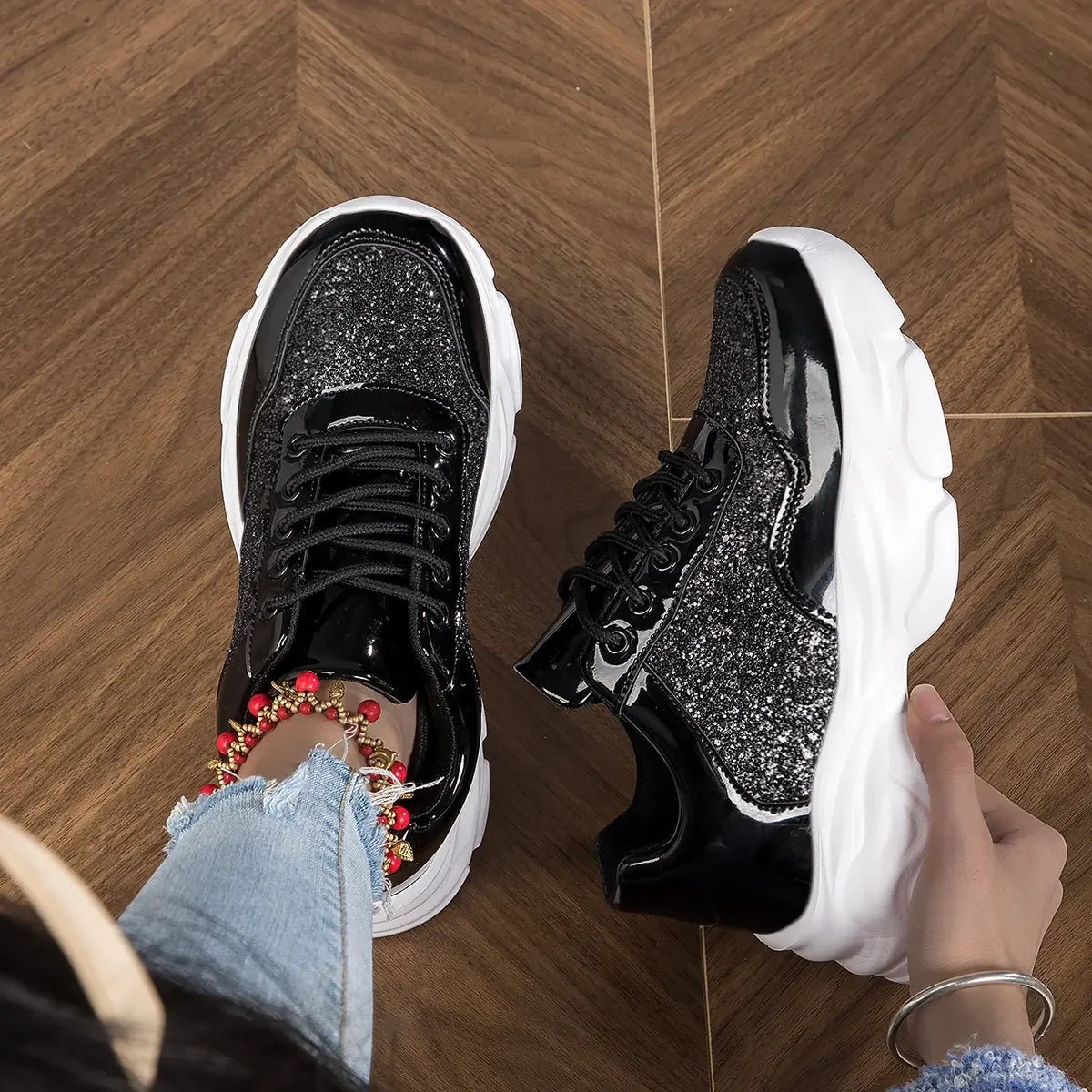 TÊNIS FEMININO LAURA SNEAKER COM BRILHO
