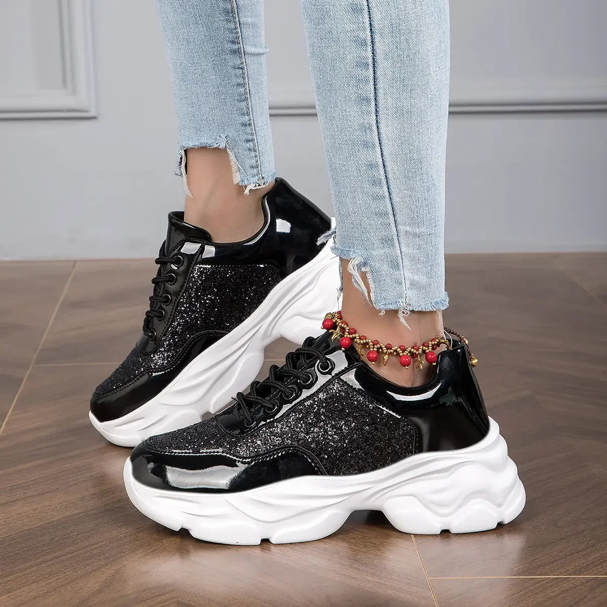 TÊNIS FEMININO LAURA SNEAKER COM BRILHO