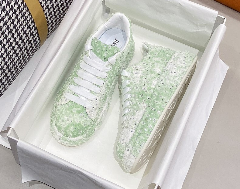 TÊNIS FEMININO JADE DETALHES EM BRILHO