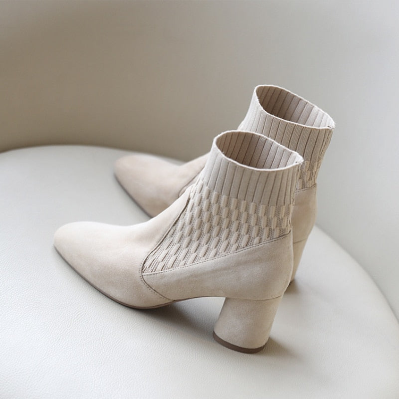 BOTA MELISSA BICO FINO SALTO GROSSO MODELO MEIA