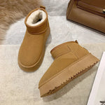 BOTA FEMININA UGG – IMPERMEÁVEL, PELUCIADA E INCRIVELMENTE ACONCHEGANTE