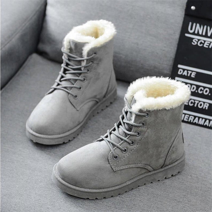 BOTA FEMININA DE INVERNO DONNA MISS CAMURÇA PREMIUM, FORRO PELUCIADO E CONFORTO EXTREMO