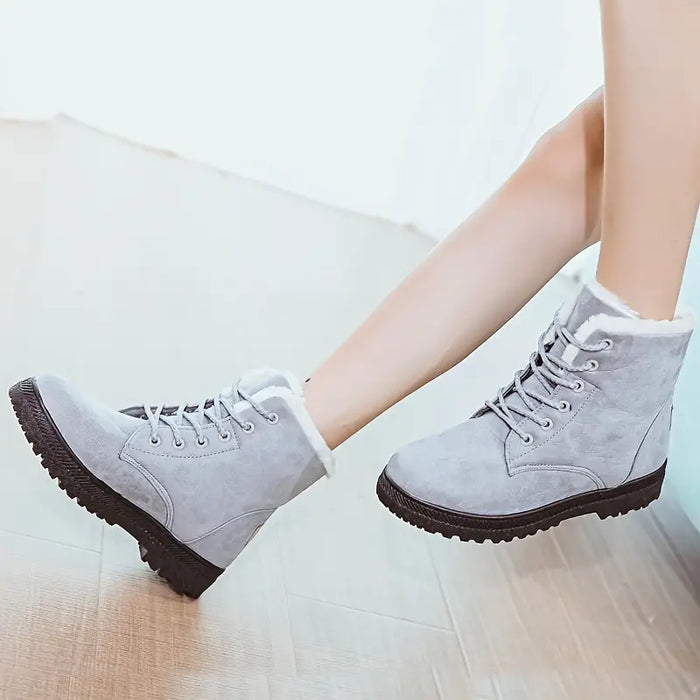 BOTA FEMININA DE INVERNO DONNA MISS CAMURÇA PREMIUM, FORRO PELUCIADO E CONFORTO EXTREMO