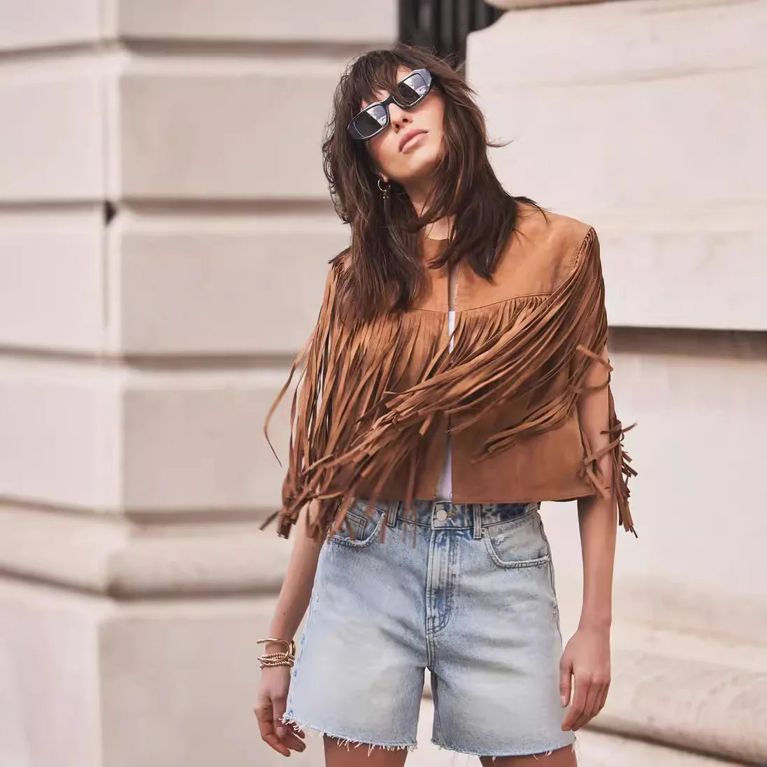 COLETE WESTERN THAIS