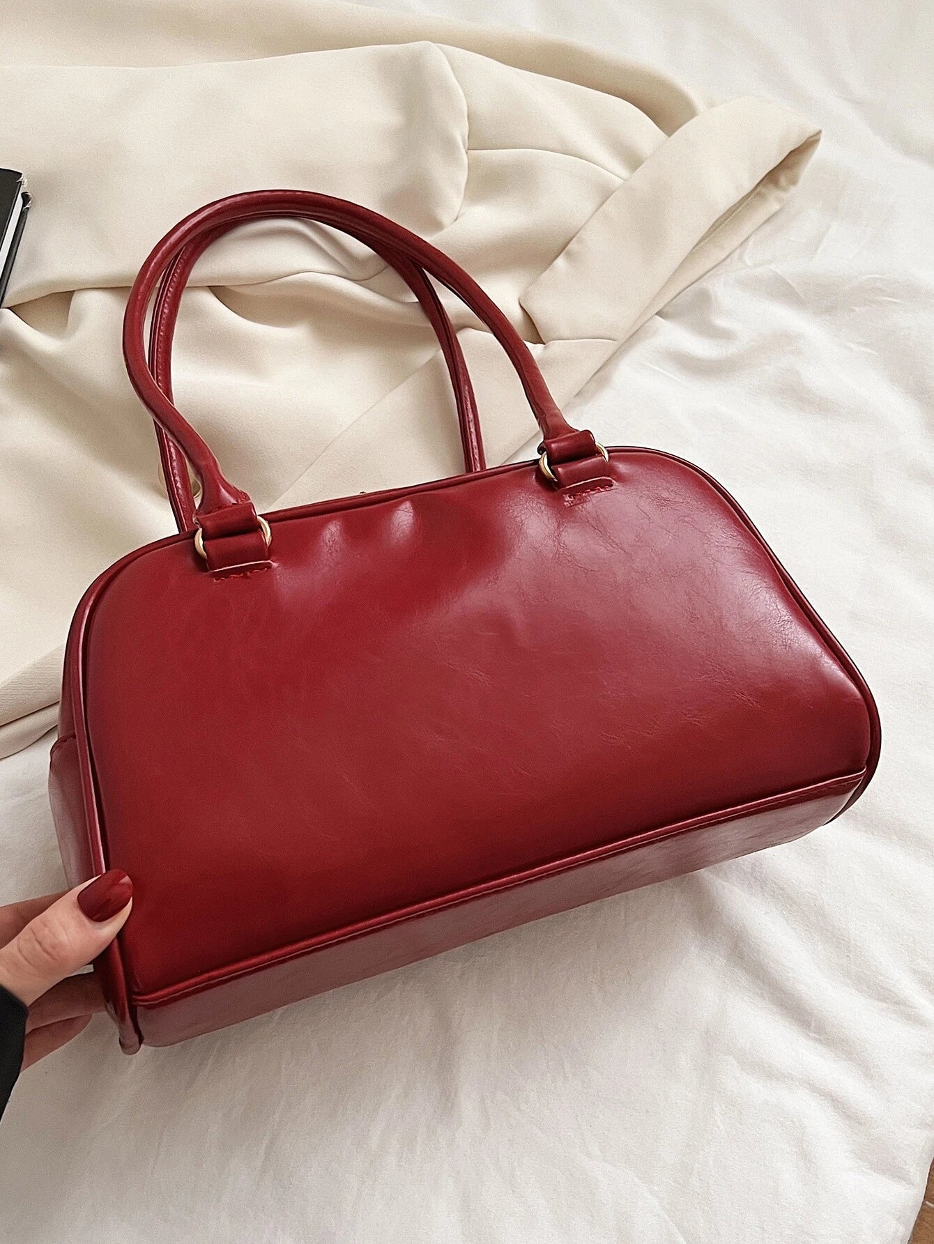 BOLSA DE OMBRO CLÁSSICA VERSÁTIL