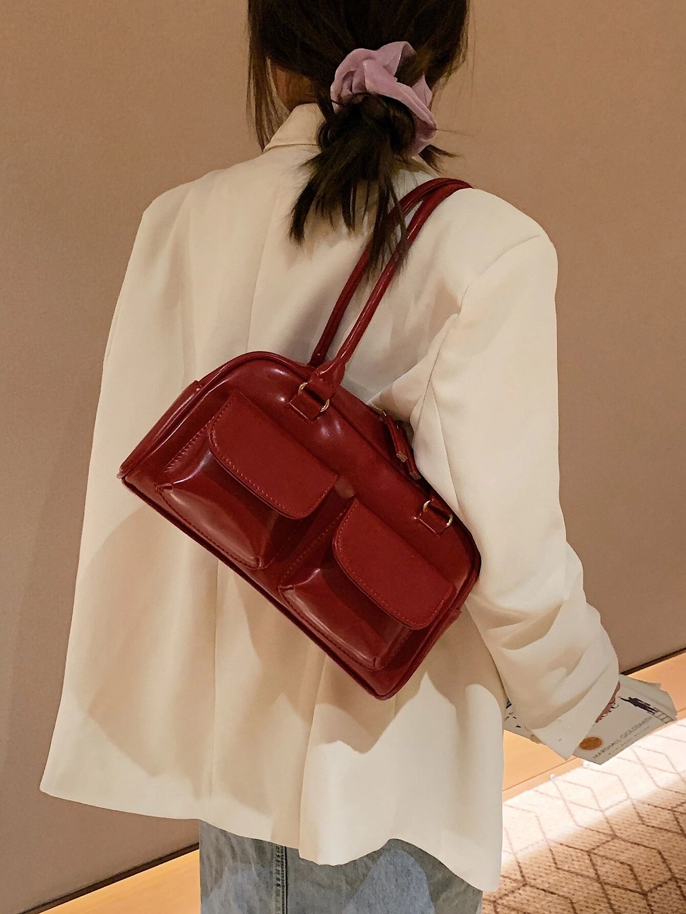 BOLSA DE OMBRO CLÁSSICA VERSÁTIL