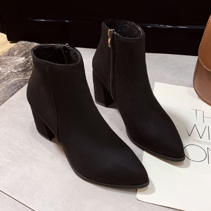 BOTA FER CLASSICA ANKLE BOOTS