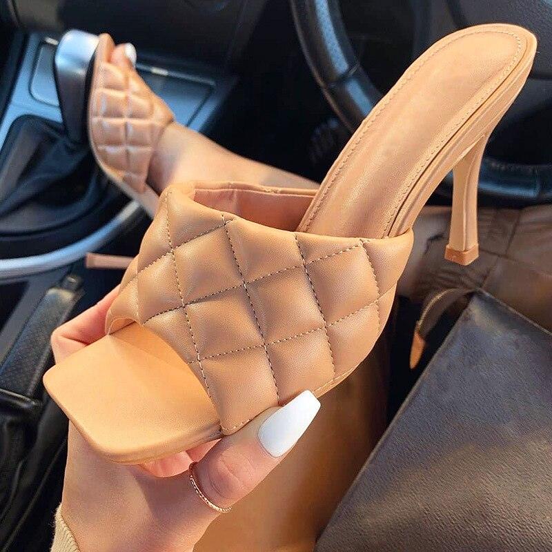 SANDÁLIA TAMANCO MULE FEMININA ELEGANCE - Dona Miss