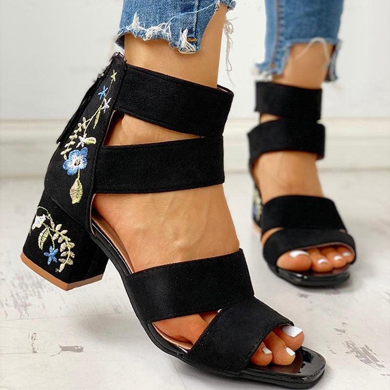 SANDÁLIA FEMININA SALTO GROSSO BORDADA FLORAL - Dona Miss